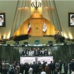 اولویت بررسی برجام در مجلس است/ فاجعه حج ما را از وظیفه اصلی غافل نکند