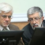 ۴ انتخاب فامیلی در لیست اصلاح طلبان / ۱۰ چهره اقتصادی در اردوگاه اصولگرایی در مقابل لیست خالی از اقتصاددان اصلاح طلبی! / ۶ نامزد اصلاح طلب بدون سابقه مدیریتی و تنها یک اصلاح طلب با سابقه حضور در هیئت وزیران